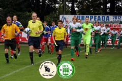 2017-09-24 Kreisoberliga SV 1922 Radibor in blau - Hoyerswerdaer FC in grün 0:0 Foto: Werner Müller