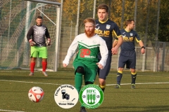 2017-11-04 Hoyerswerdaer FC I in grün - SV Bautzen in blau 4:0 Foto: Werner Müller