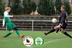 2017-11-12 Kreisoberliga DJK Sokol Ralbitz in schwarz - Hoyerswerdaer FC in grün 1:1 Foto: Werner Müller