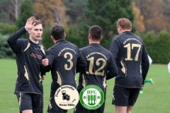 2017-11-12 Kreisoberliga DJK Sokol Ralbitz in schwarz - Hoyerswerdaer FC in grün 1:1 Foto: Werner Müller