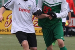 2017-11-25 Achtelpokalfinale SV Bautzen II in weiß - Hoyerswerdaer FC in grün 1:9 Foto: Werner Müller