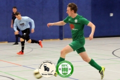 2018-01-07 S- mobil Cup des SV Einheit Kamenz Spiel LSV Neustadt /Spree in blau gegen Hoyerswerdaer FC in grün 0:2 Foto: Werner Müller