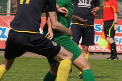 2018-04-21
SC 1911 Großröhrsdorf in schwarz
-
 Hoyerswerda FC in grün 
1:1
 Foto: Werner Müller