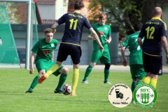 2018-04-21
SC 1911 Großröhrsdorf in schwarz
-
 Hoyerswerda FC in grün 
1:1
 Foto: Werner Müller