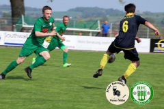 2018-04-21
SC 1911 Großröhrsdorf in schwarz
-
 Hoyerswerda FC in grün 
1:1
 Foto: Werner Müller