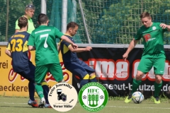 2018-05-12 
Fußball Kreisoberliga 
SV Bautzen in dunkelblau 
-
Hoyerswedawer FC in grün 

Foto: Werner Müller