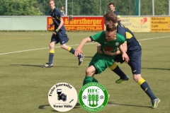 2018-05-12 
Fußball Kreisoberliga 
SV Bautzen in dunkelblau 
-
Hoyerswedawer FC in grün 

Foto: Werner Müller