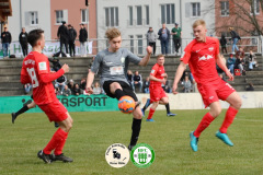 2022-03-26 
Pokalspiel B- Jun 
Hoyerswerdaer FC in rot
- 
RB Leipzig in grau 
0:11 (0:5) 
Foto: Werner Müller