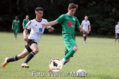 2022-06-11
SpVgg LohsaWeißkollm in weiß
-
 Hoyerswerdaeer FC I
2:1
Foto: Werner Müller