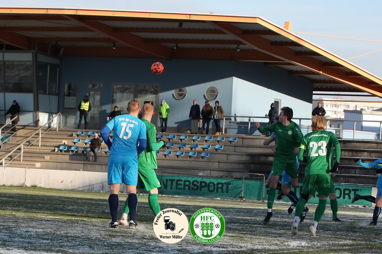 2022-11-19
Hoyerswerdaer FC in grün 
-
BSV 68 Sebnitz in hellblau 
5:1 (3:1) 
Foto: Werner Müller