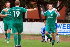 2017-09-15 
Kreisliga 
Hoyerswedaer FC II in grün 
- 
SG Crostwitz II in blau weiß 
5:2
Foto: Werner Müller