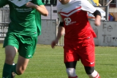 2017-09-30 Hoyerswerdaer FC II in rot - Königswarthaer SV in grün 2:1 (0:1) Foto: Werner Müller