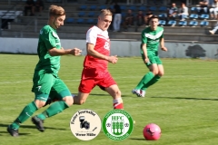2017-09-30 Hoyerswerdaer FC II in rot - Königswarthaer SV in grün 2:1 (0:1) Foto: Werner Müller