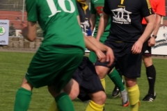 2018-04-21
SC 1911 Großröhrsdorf in schwarz
-
 Hoyerswerda FC in grün 
1:1
 Foto: Werner Müller