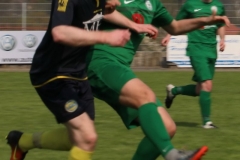 2018-04-21
SC 1911 Großröhrsdorf in schwarz
-
 Hoyerswerda FC in grün 
1:1
 Foto: Werner Müller