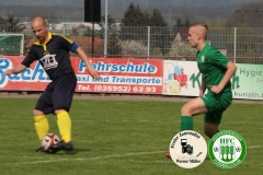 2018-04-21
SC 1911 Großröhrsdorf in schwarz
-
 Hoyerswerda FC in grün 
1:1
 Foto: Werner Müller