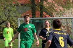 2018-04-21
SC 1911 Großröhrsdorf in schwarz
-
 Hoyerswerda FC in grün 
1:1
 Foto: Werner Müller