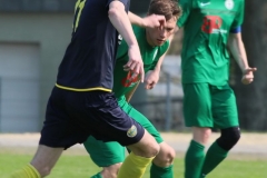 2018-04-21
SC 1911 Großröhrsdorf in schwarz
-
 Hoyerswerda FC in grün 
1:1
 Foto: Werner Müller